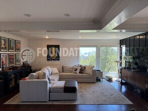 120 Corte Anita in Kentfield, CA - Building Photo - Building Photo