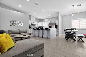 2120 W Nicola Rd in Palm Springs, CA - Building Photo - Building Photo