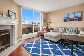 2350 10th Ave E in Seattle, WA - Building Photo - Building Photo