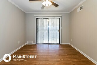 1695 Myrna Ln in Memphis, TN - Foto de edificio - Building Photo