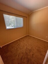 1040 Riverton Dr in San Carlos, CA - Building Photo - Building Photo