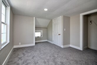 718 Elm St in Perrysburg, OH - Building Photo - Building Photo