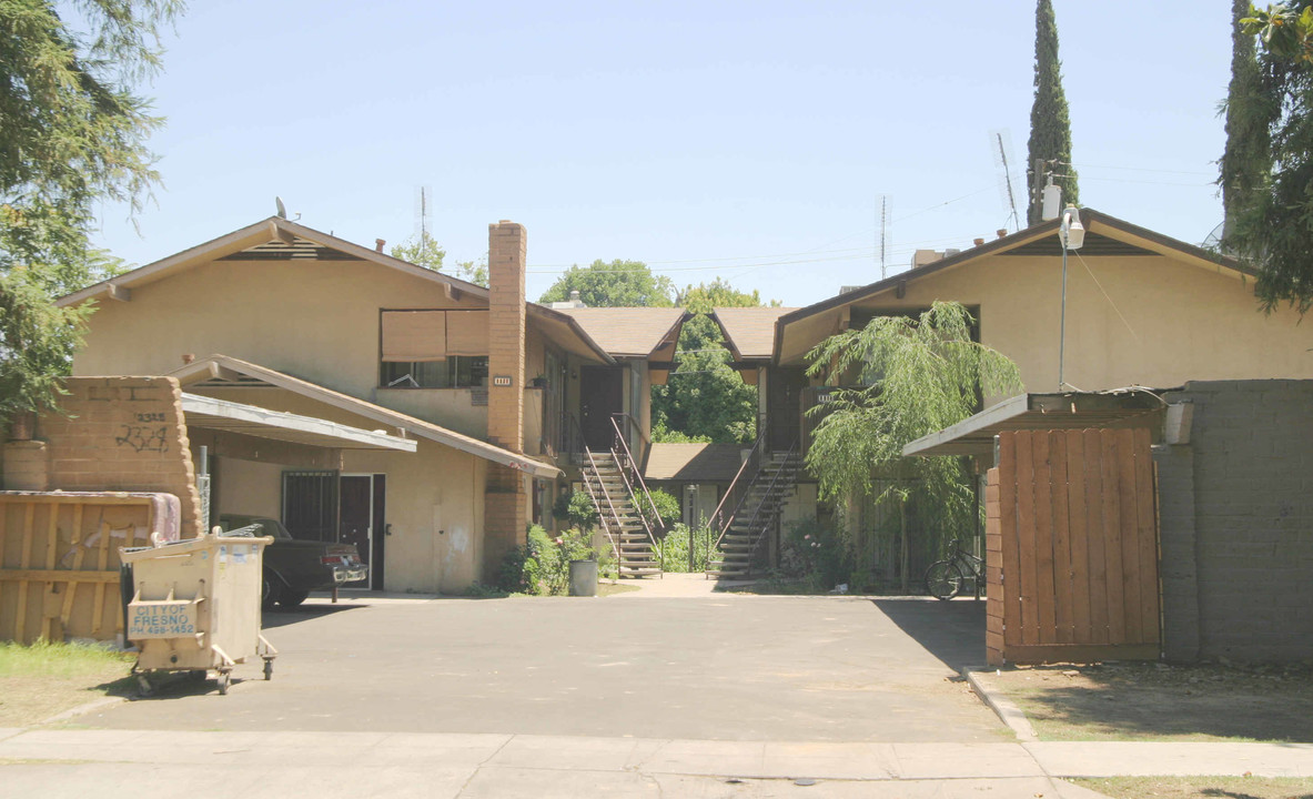 2318-2328 N San Pablo Ave in Fresno, CA - Building Photo