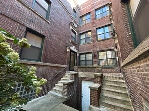 Greenwood Apartments in Chicago, IL - Foto de edificio - Building Photo