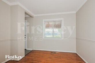 3245 Santiago Dr in Florissant, MO - Building Photo - Building Photo