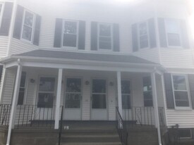40 Grove St, Unit 1 in Belmont, MA - Building Photo