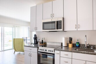 1640 N Water St in Milwaukee, WI - Building Photo - Building Photo