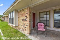 1327 Parkway Ct photo'