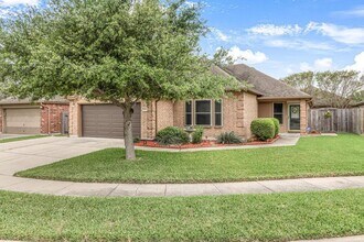 7513 Exeter in Corpus Christi, TX - Building Photo - Building Photo