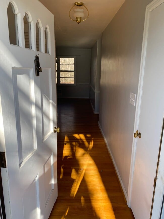 242 White Pine Dr in Lynchburg, VA - Building Photo - Building Photo