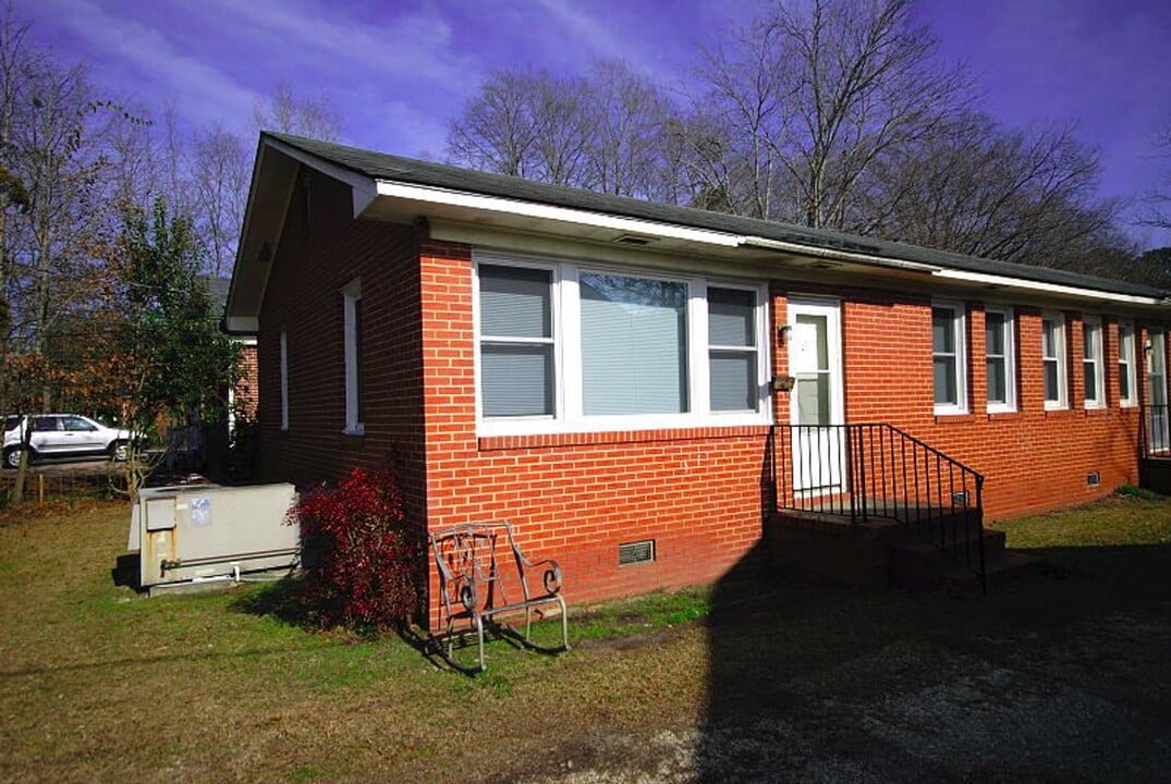606 S Andrews Ave in Goldsboro, NC - Building Photo