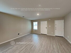 7319 Avila Vis in San Antonio, TX - Building Photo - Building Photo