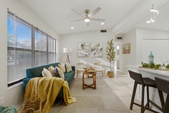 2111 Bourget Dr in Orange Park, FL - Building Photo - Building Photo