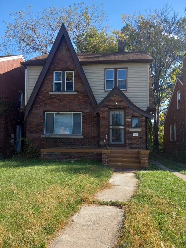 property at 17162 Bradford Ave