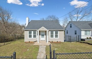 306 W 17th St in Columbia, TN - Building Photo