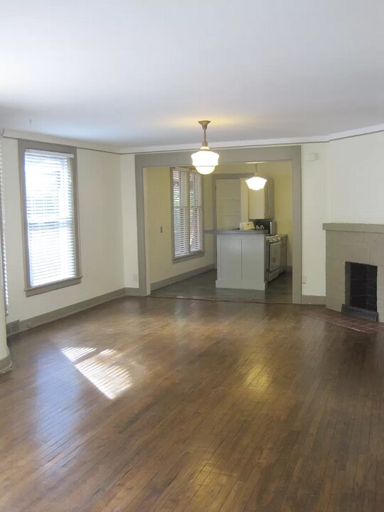 726 Lake Dr SE in Grand Rapids, MI - Building Photo