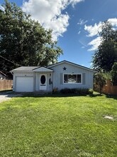 1031 Adams St in Vermilion, OH - Building Photo - Building Photo