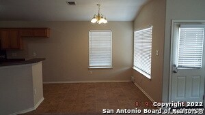 7006 Hallie Spirit in San Antonio, TX - Foto de edificio - Building Photo