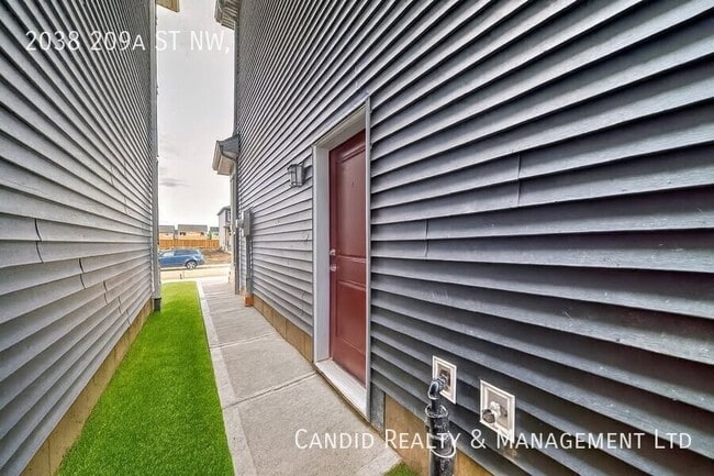 property at 2038-209a 209 St NW