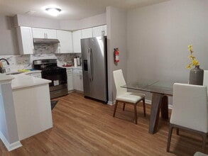 1054 Tristram Cir in Mantua, NJ - Building Photo - Building Photo