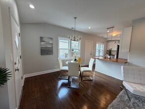 544 Glendale Ave in Glen Ellyn, IL - Building Photo - Building Photo