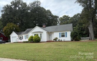 803 Townsend Ave in Gastonia, NC - Building Photo
