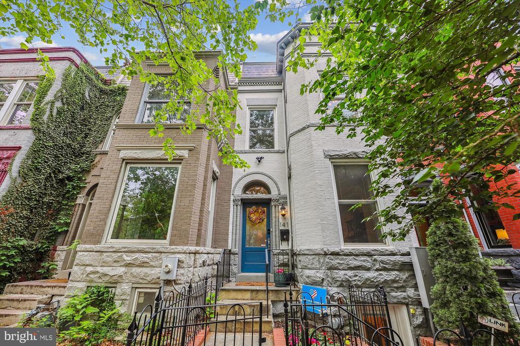 141 T St NW in Washington, DC - Building Photo
