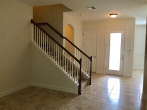 2120 Painter Ln in Kissimmee, FL - Building Photo - Building Photo