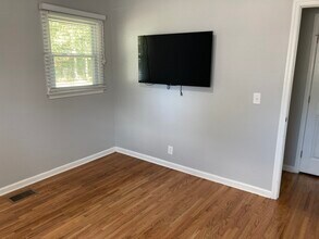212 Cedar Dr in Franklin, TN - Building Photo - Building Photo