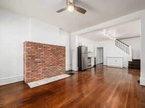 2463 Findley Ave, Unit 2463 in Columbus, OH - Foto de edificio - Building Photo