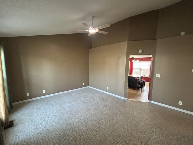 3878 Roscommon Way in Clarksville, TN - Building Photo - Building Photo