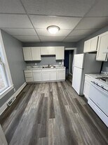 340 4th Ave in Menominee, MI - Building Photo