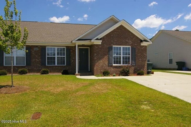 property at 2204 Saddleback Dr