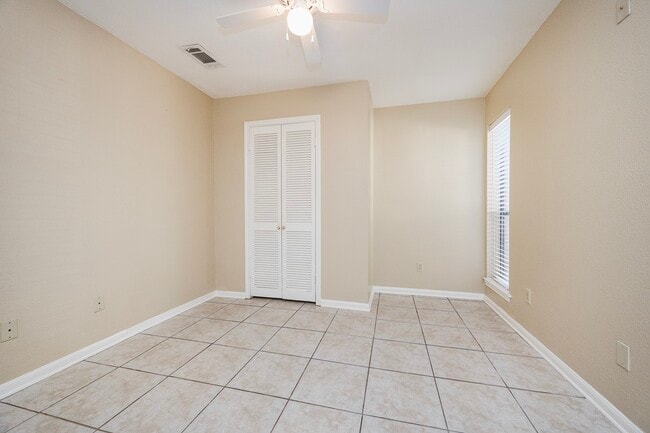 property at 7315 Foxside Ln