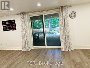 2b Roycrest Ave in Toronto, ON - Building Photo - Building Photo