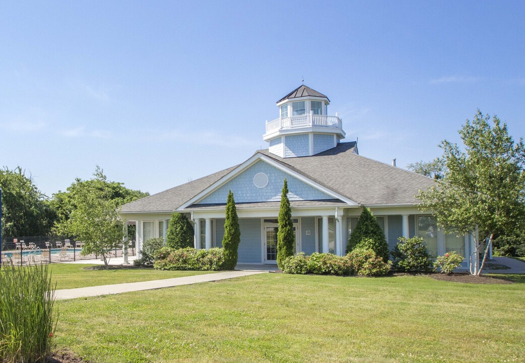 Beacon Point in Groton, CT - Building Photo