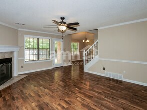 8002 Jills Creek Dr in Bartlett, TN - Building Photo - Building Photo