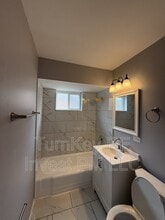 7732 S Lotus Ave in Burbank, IL - Building Photo - Building Photo