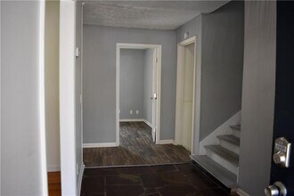 2576 Peyton Woods Trail SW in Atlanta, GA - Building Photo - Building Photo