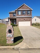 1401 Adie St in Phenix City, AL - Building Photo