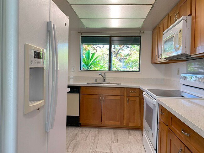 98-1762-1762 Ka?ahumanu St in Pearl City, HI - Foto de edificio - Building Photo