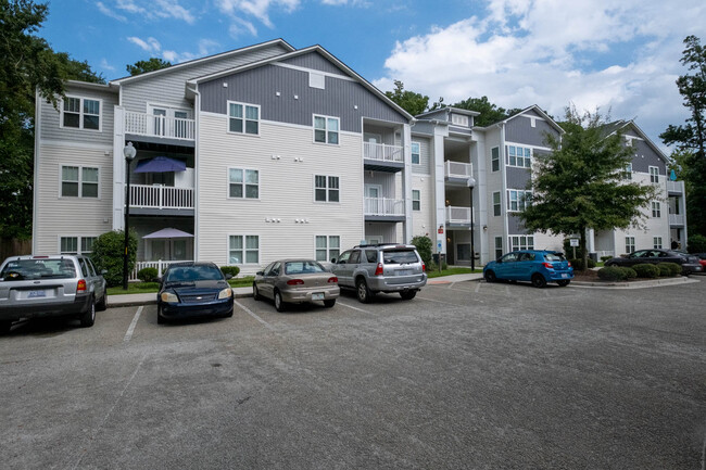 Bonnet Ct in Wilmington, NC - Foto de edificio - Building Photo