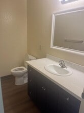 42 Washington St in San Juan Bautista, CA - Building Photo - Building Photo