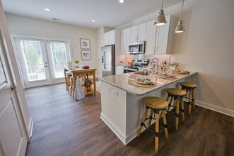 Hawthorne at the Pointe in Wilmington, NC - Foto de edificio - Building Photo