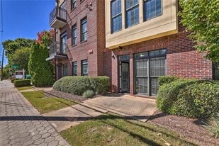 1300 DeKalb Ave NE in Atlanta, GA - Building Photo