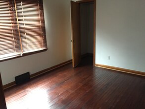 713 Brady Ave in Steubenville, OH - Foto de edificio - Building Photo
