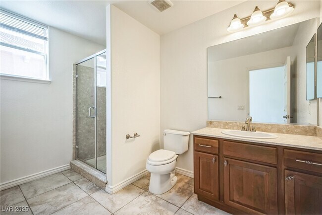 property at 2733 Kildrummie St