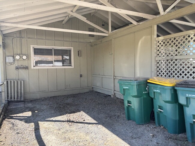 4254 Howard Cir in Diamond Springs, CA - Building Photo - Building Photo