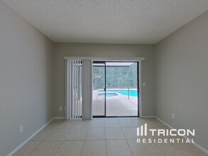7914 Tumblestone Dr in Orlando, FL - Building Photo - Building Photo