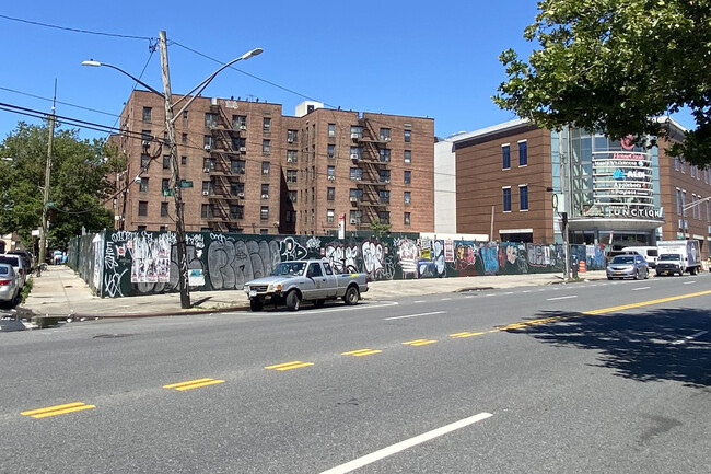 1640 Flatbush Ave in Brooklyn, NY - Building Photo - Building Photo